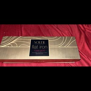 Soleil Rose Gold straightener